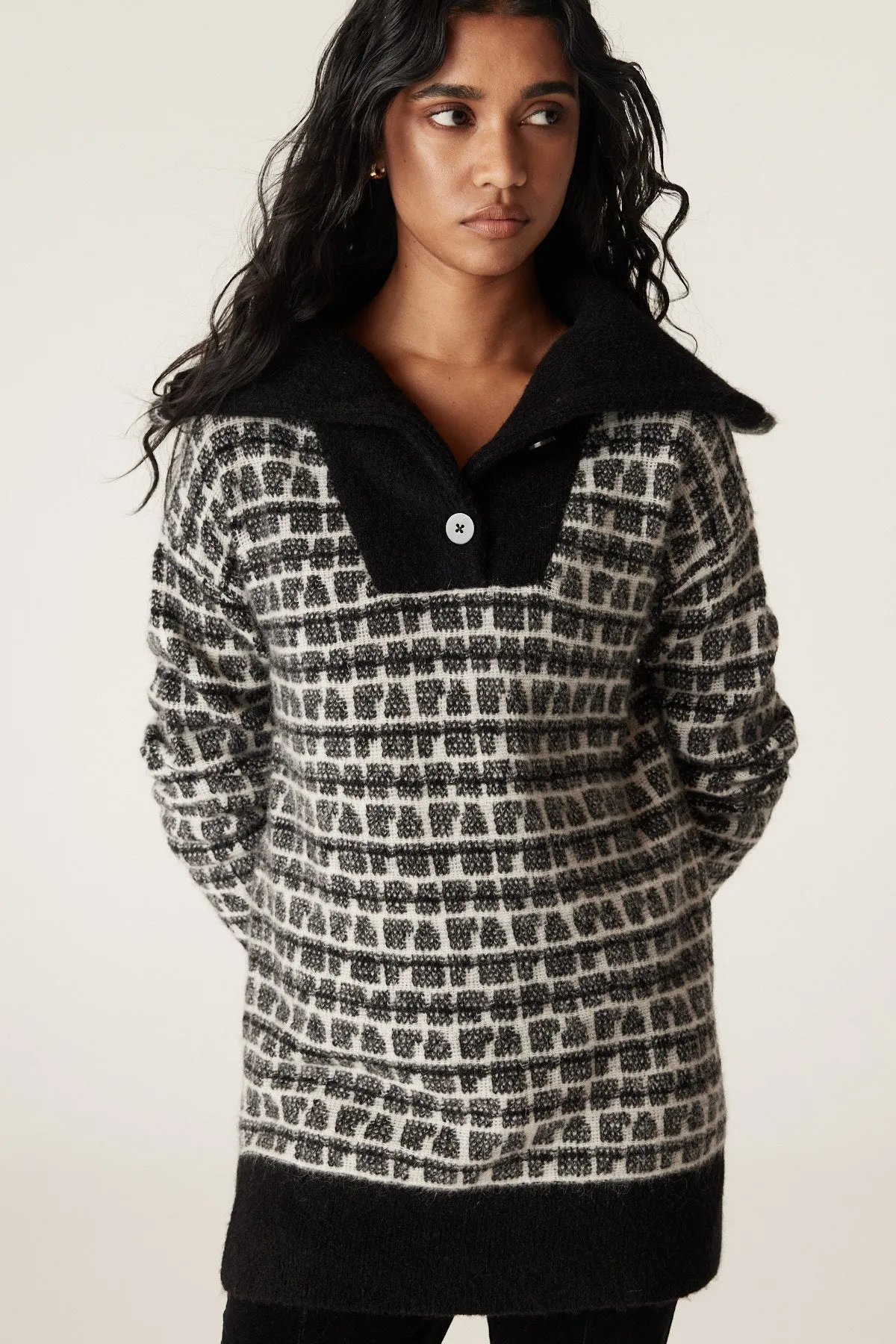 Sinclair Jacquard Jumper - Black Check